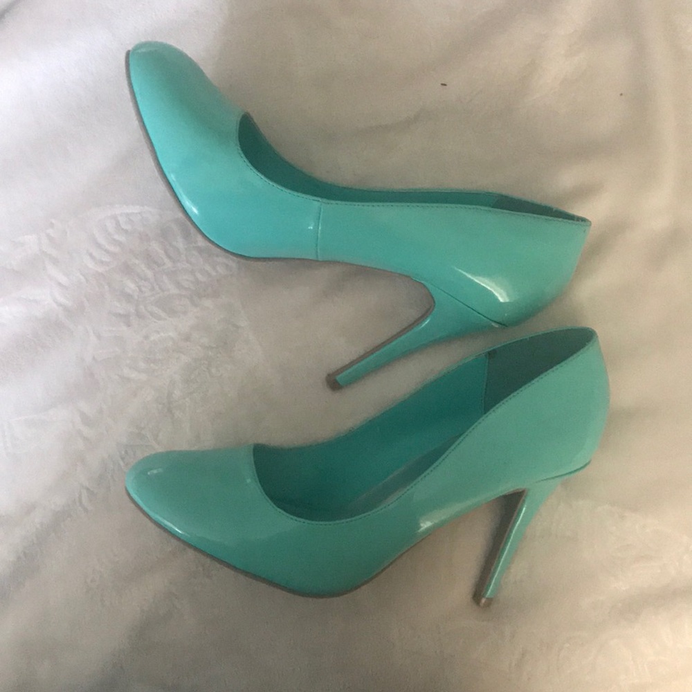 Seafoam Green Pumps